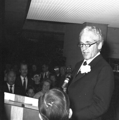 William L. Pereira at dedication of University Library